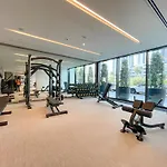 Luxe 1-Bedroom Elegance In Palace Residences