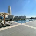 Luxe 1-Bedroom Elegance In Palace Residences