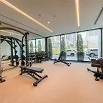 Luxe 1-Bedroom Elegance In Palace Residences