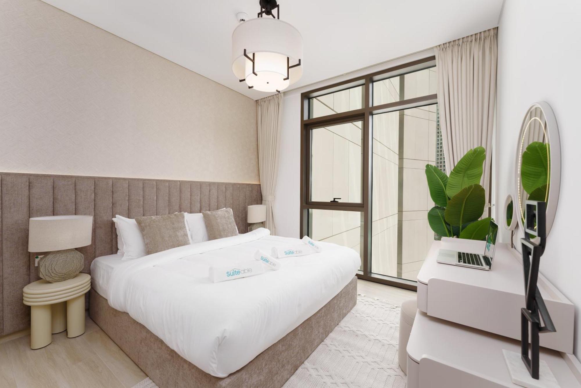 Apartment Luxe 1-bedroom Elegance In Palace Residences
